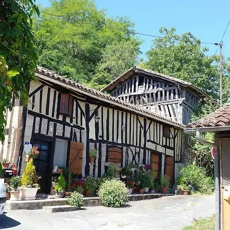 Superb Contemporary 2 Bed +private Pool Cancon