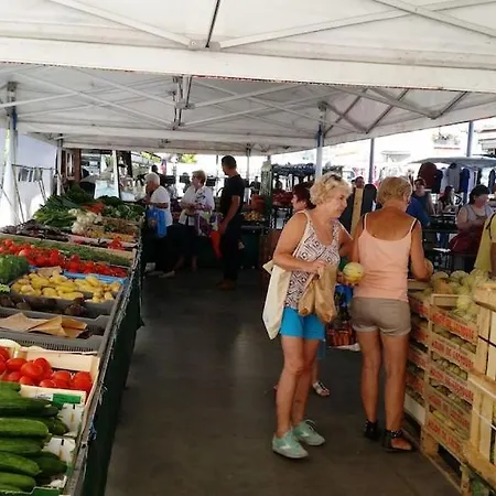 Superb Contemporary 2 Bed +private Pool Cancon