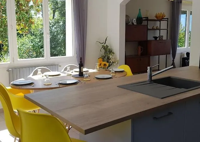 Superb Contemporary 2 Bed +private Pool Villa