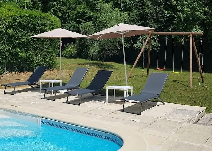 Superb Contemporary 2 Bed +private Pool Cancon